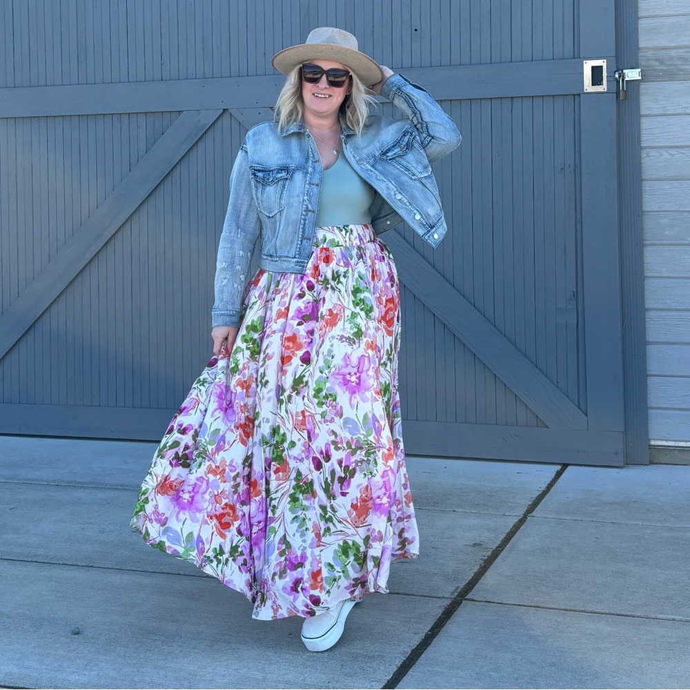 Floral Maxi Skirt in size Medium